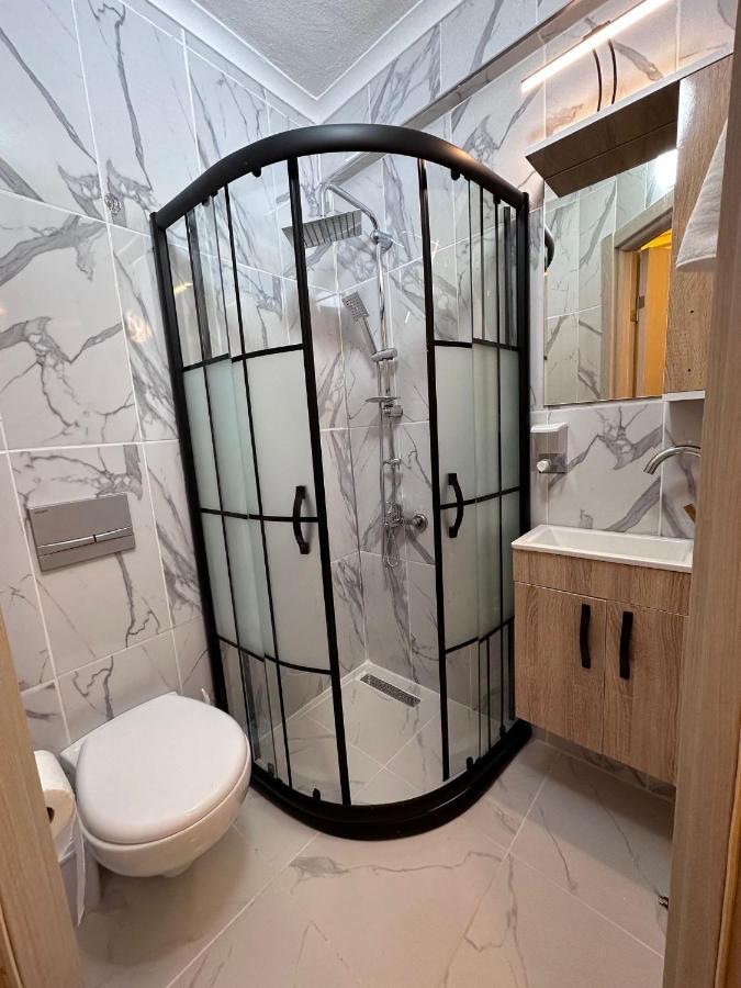 Arnavutkoy Pilot Hotel מראה חיצוני תמונה