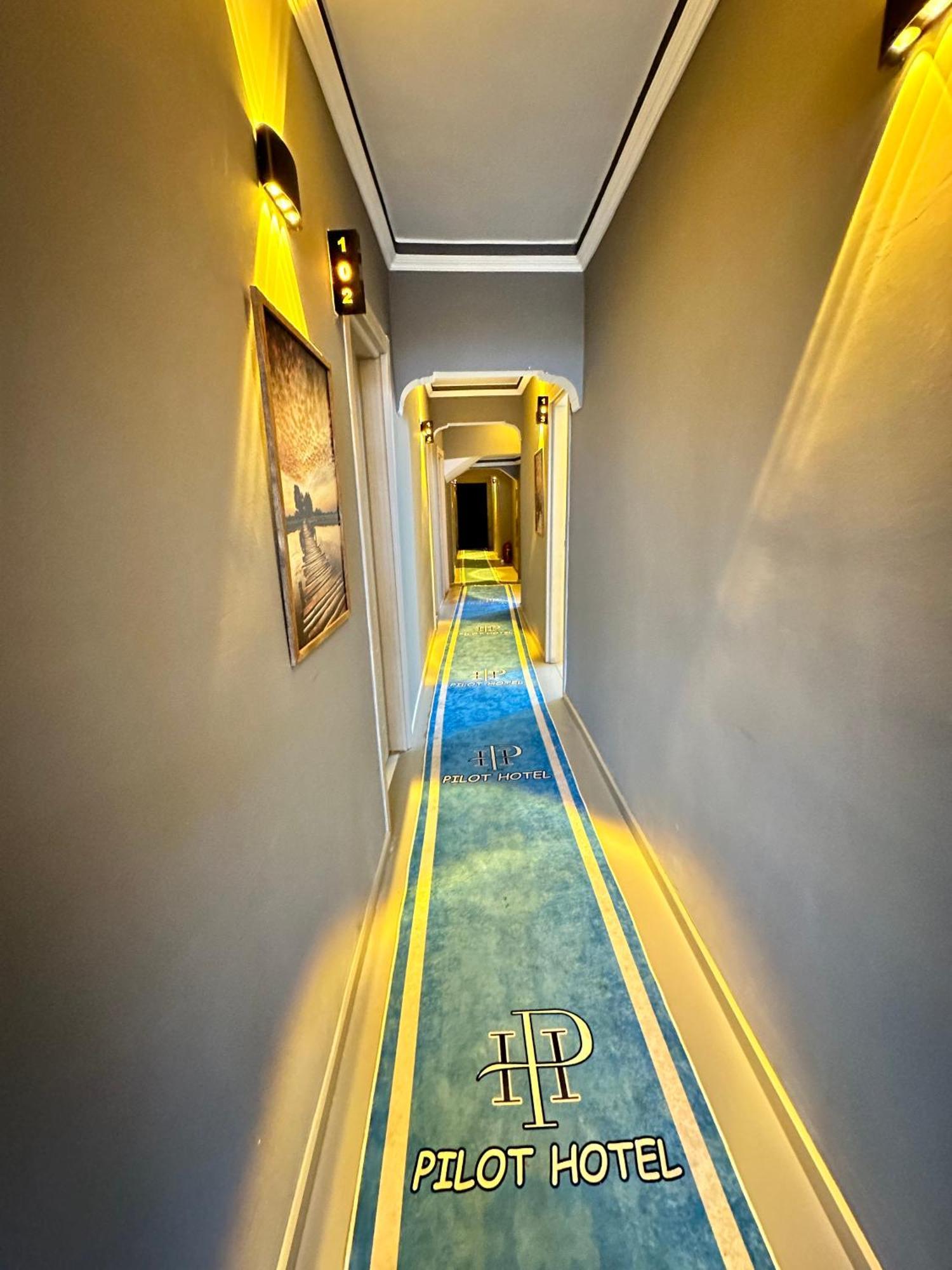 Arnavutkoy Pilot Hotel מראה חיצוני תמונה